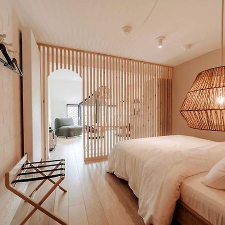 Chimay : La Chambre Doree De La Grand Place Экстерьер фото